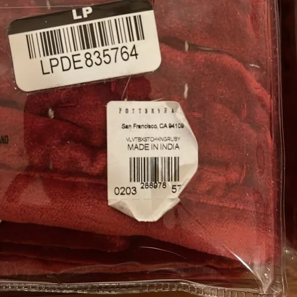 Pottery Barn Velvet Box Stitch King Size Sham - Rich Red set of two - Picture 4 of 8